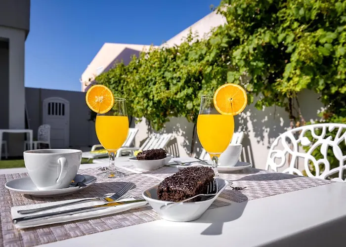 Alojamento de Acomodação e Pequeno-almoço Ilheu 25 House 4*