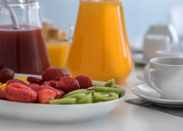 Alojamento de Acomodação e Pequeno-almoço Ilheu 25 House 4*