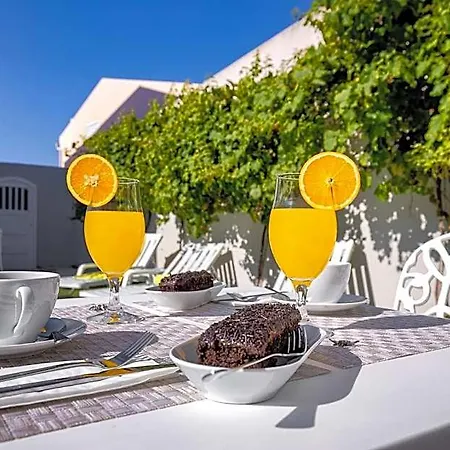 Bed and Breakfast Ilheu 25 House