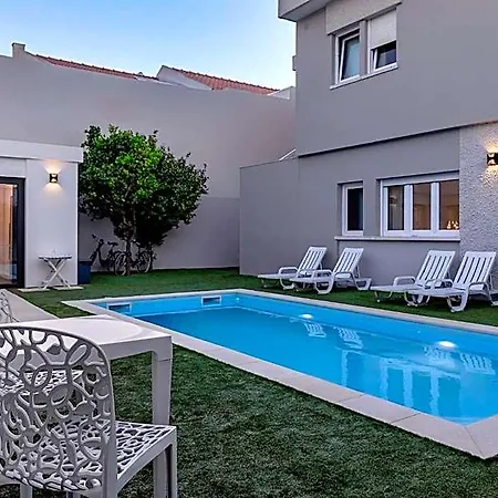 Ilheu 25 House Bed and Breakfast Peniche